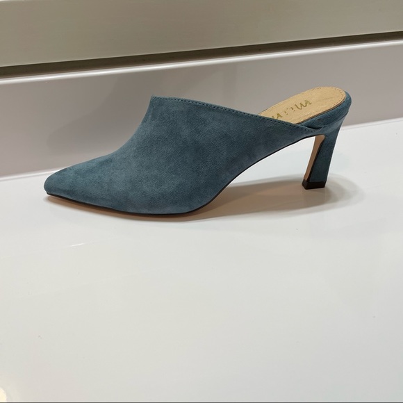 Mi.iM Genuine Leather Asymmetrical Heel - Picture 7 of 7